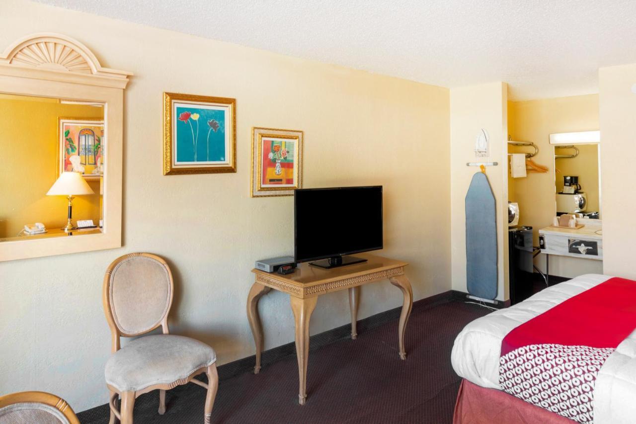 Oyo Hotel Guymon Ok Us-64 מראה חיצוני תמונה