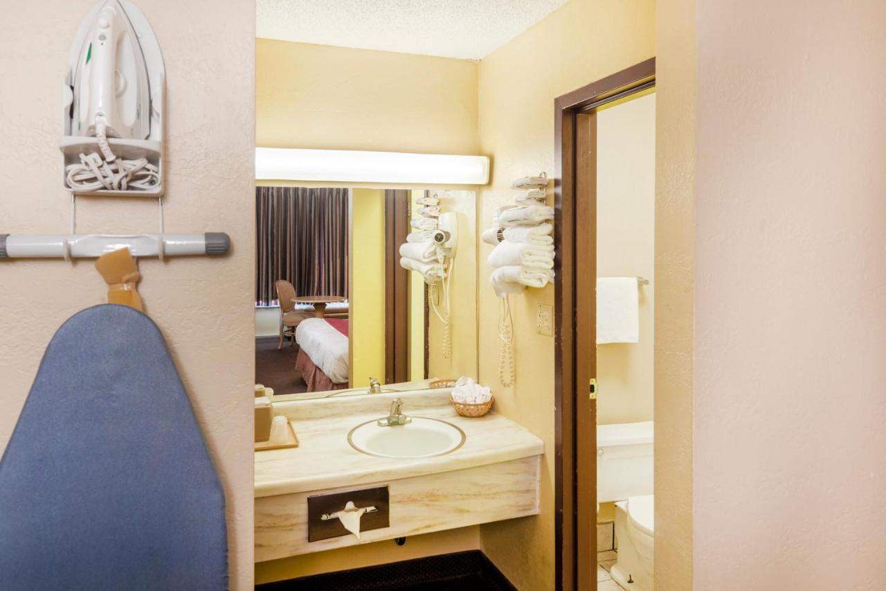 Oyo Hotel Guymon Ok Us-64 מראה חיצוני תמונה